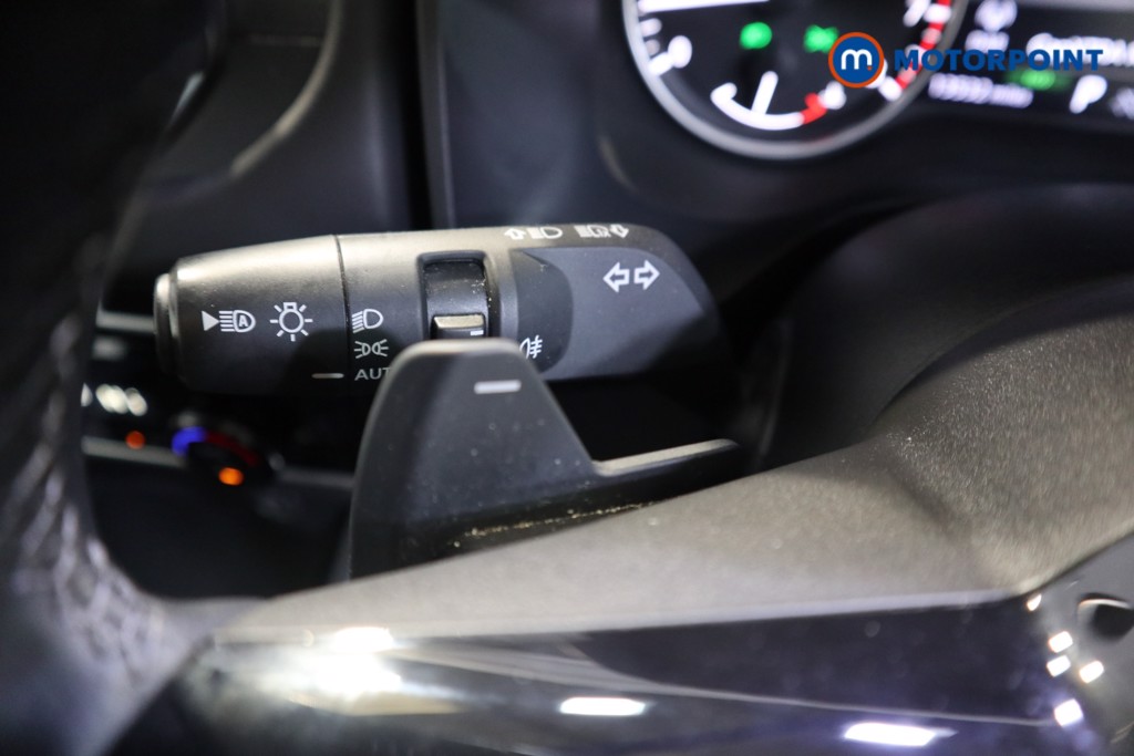 Nissan Qashqai Acenta Premium Automatic Petrol SUV - Stock Number (1618984) - 5th supplementary image