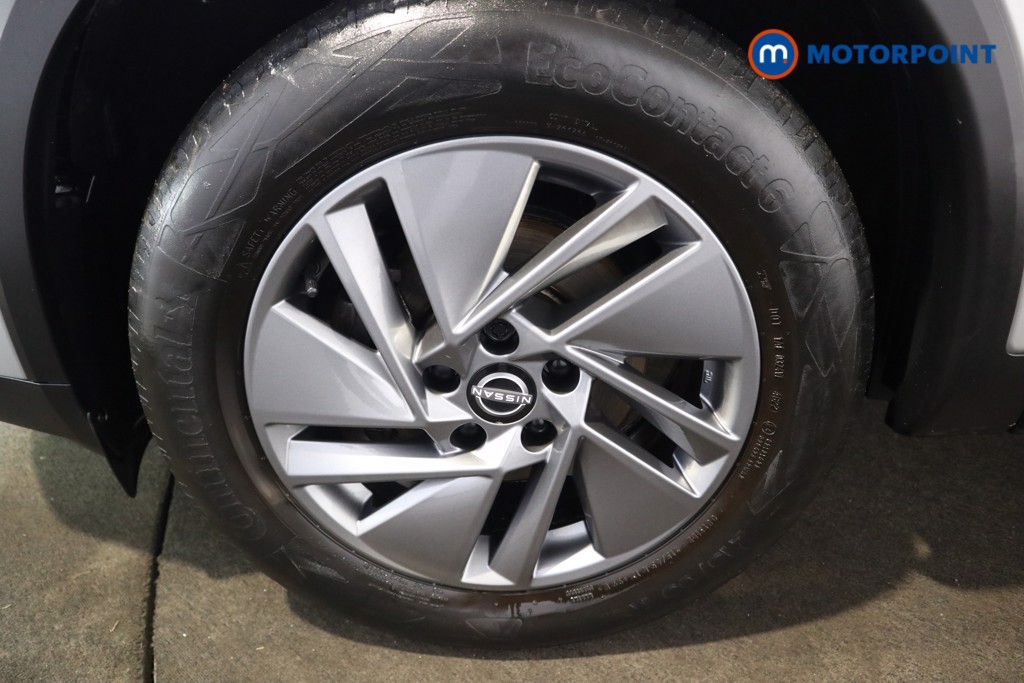 Nissan Qashqai Acenta Premium Automatic Petrol SUV - Stock Number (1618984) - 25th supplementary image