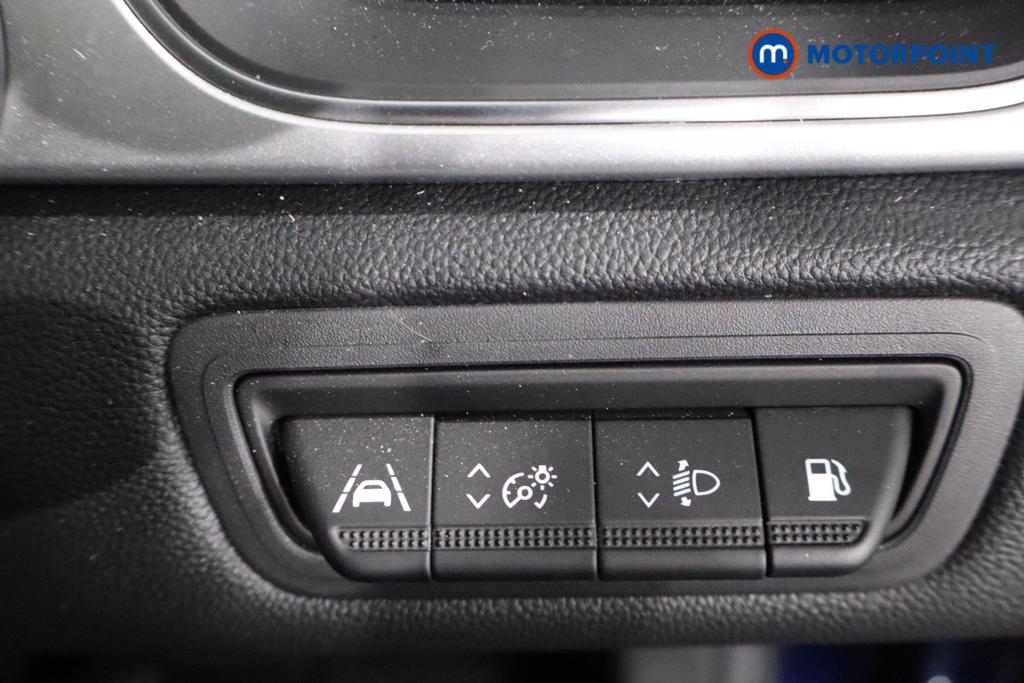 Renault Captur Techno Automatic Petrol Plug-In Hybrid SUV - Stock Number (1619013) - 14th supplementary image