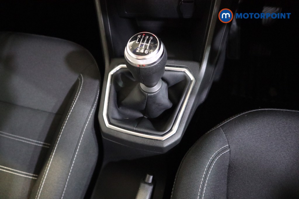 Dacia Sandero Comfort Manual Petrol Hatchback - Stock Number (1619263) - 12th supplementary image