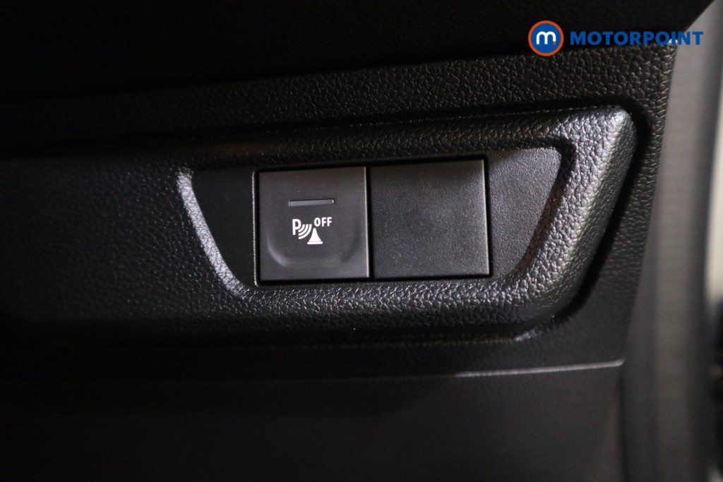 Dacia Sandero Comfort Manual Petrol Hatchback - Stock Number (1619263) - 14th supplementary image