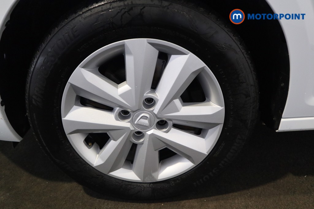 Dacia Sandero Comfort Manual Petrol Hatchback - Stock Number (1619263) - 25th supplementary image