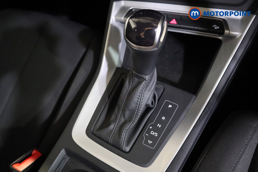 Audi Q3 Technik Automatic Petrol Plug-In Hybrid SUV - Stock Number (1619266) - 11th supplementary image