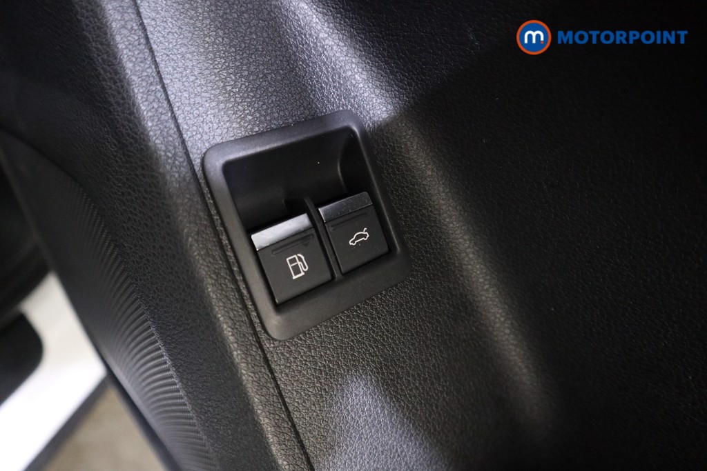 Audi Q3 Technik Automatic Petrol Plug-In Hybrid SUV - Stock Number (1619266) - 15th supplementary image