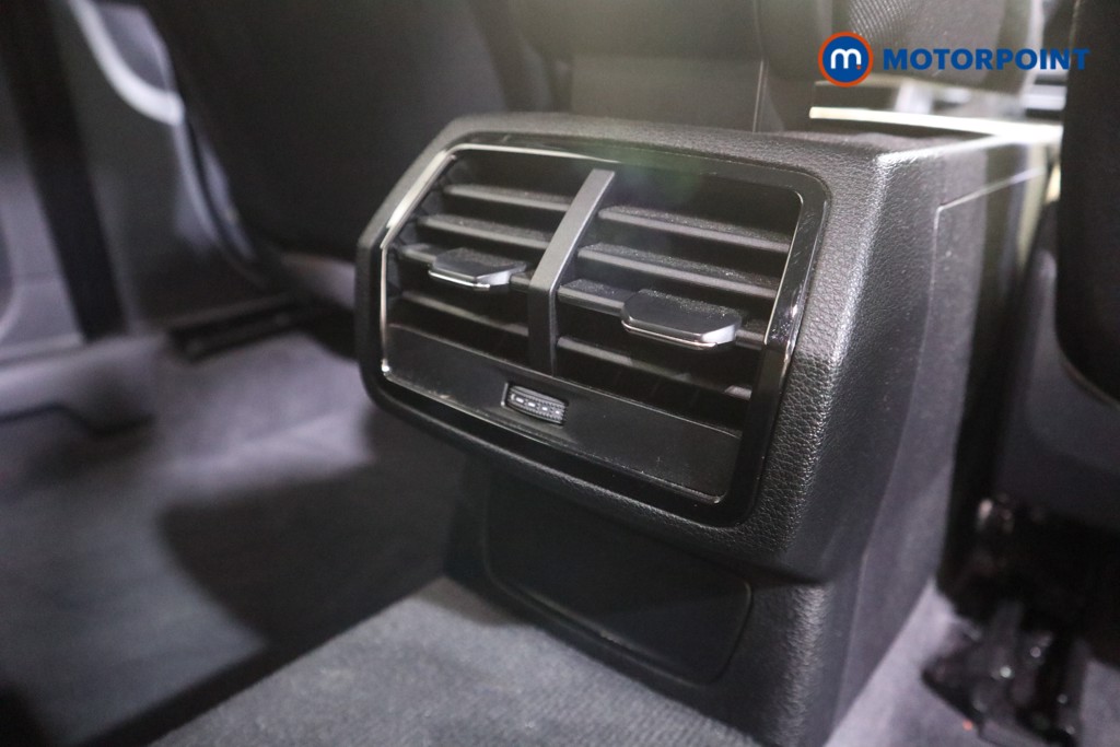 Audi Q3 Technik Automatic Petrol Plug-In Hybrid SUV - Stock Number (1619266) - 19th supplementary image