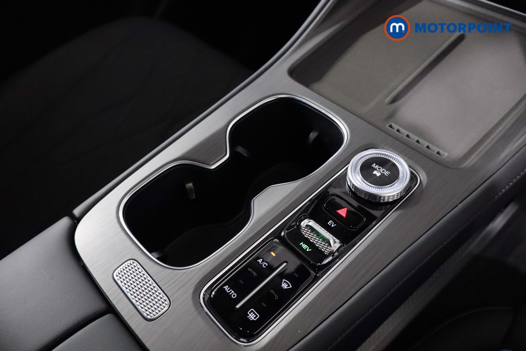 Chery Tiggo 8 Summit Automatic Petrol Plug-In Hybrid SUV - Stock Number (1619404) - 19th supplementary image