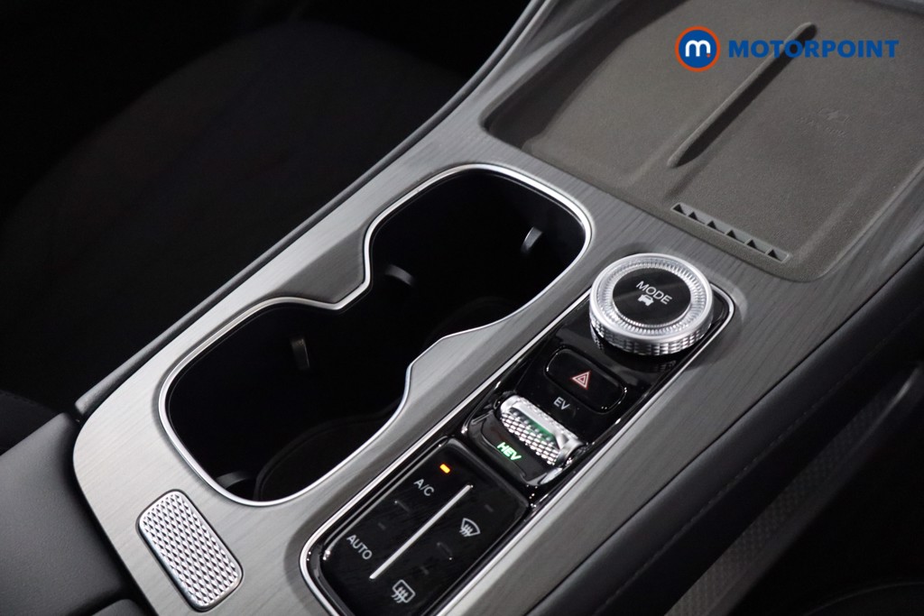 Chery Tiggo 8 Summit Automatic Petrol Plug-In Hybrid SUV - Stock Number (1619452) - 18th supplementary image