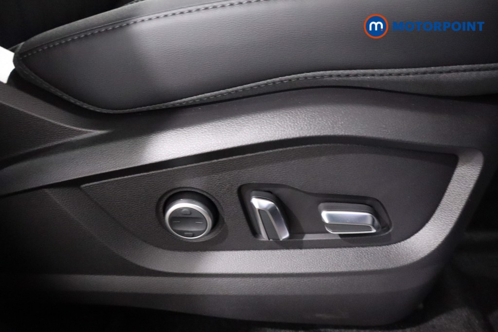 Chery Tiggo 8 Summit Automatic Petrol Plug-In Hybrid SUV - Stock Number (1619454) - 21st supplementary image