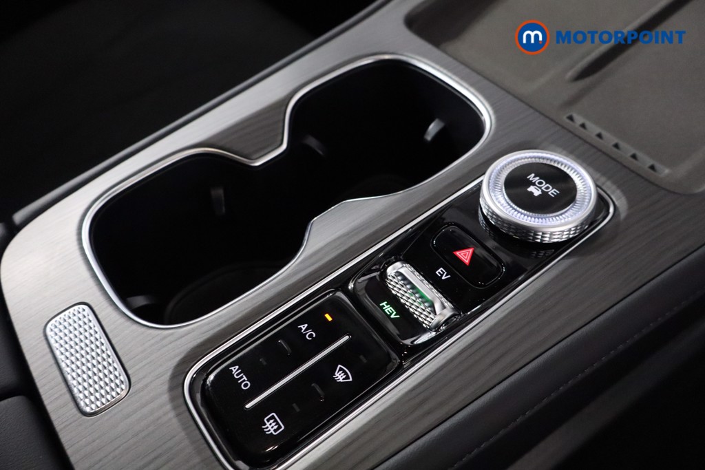 Chery Tiggo 8 Summit Automatic Petrol Plug-In Hybrid SUV - Stock Number (1619457) - 19th supplementary image