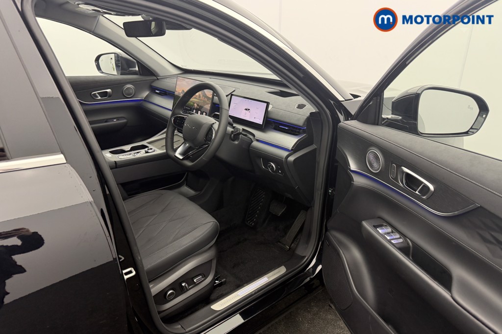 Chery Tiggo 8 Summit Automatic Petrol Plug-In Hybrid SUV - Stock Number (1619465) - 1st supplementary image