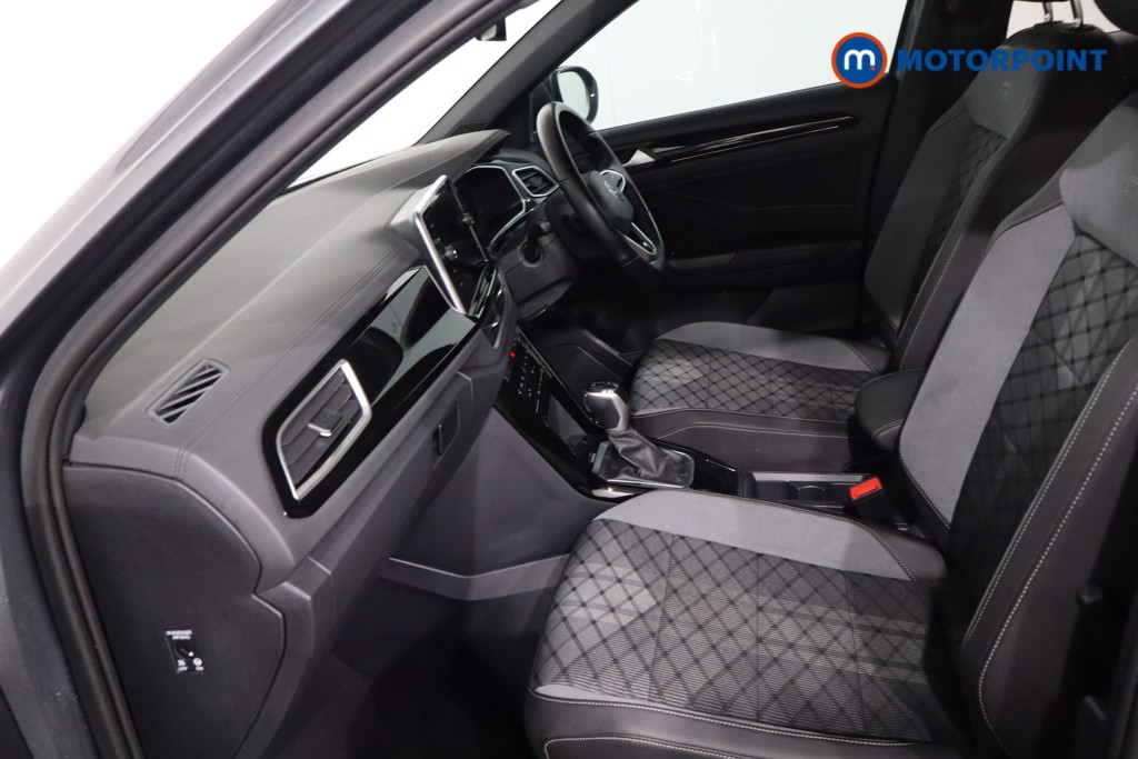 Volkswagen T-Roc R-Line Automatic Petrol SUV - Stock Number (1619515) - 4th supplementary image