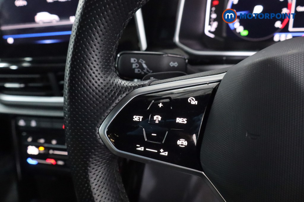 Volkswagen T-Roc R-Line Automatic Petrol SUV - Stock Number (1619515) - 7th supplementary image