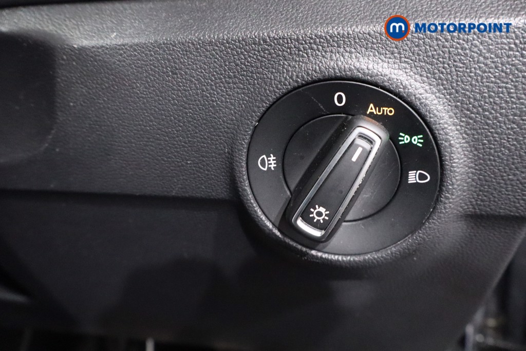 Volkswagen T-Roc R-Line Automatic Petrol SUV - Stock Number (1619515) - 17th supplementary image