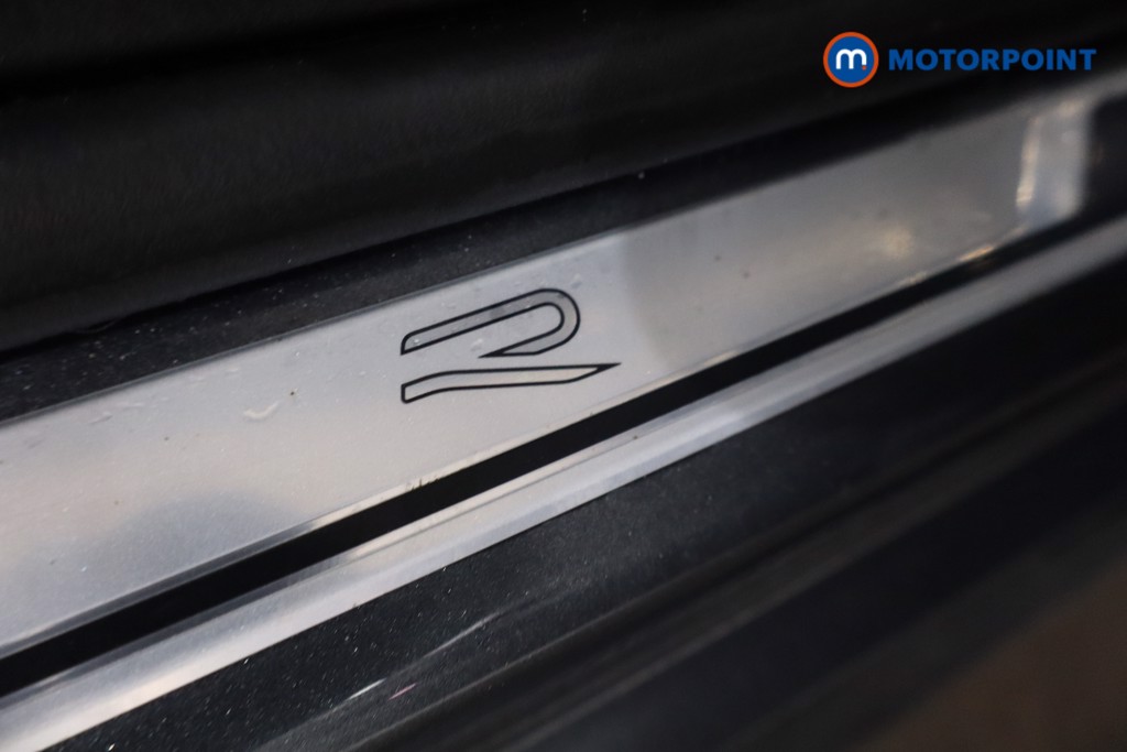 Volkswagen T-Roc R-Line Automatic Petrol SUV - Stock Number (1619515) - 23rd supplementary image