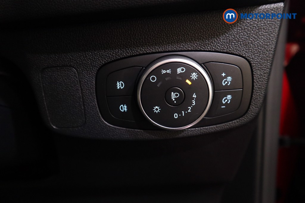 Ford Focus Active X Edition Automatic Petrol Estate - Stock Number (1619520) - 12th supplementary image