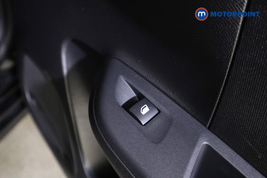 Vauxhall Corsa GS Manual Petrol Hatchback - Stock Number (1619737) - 17th supplementary image