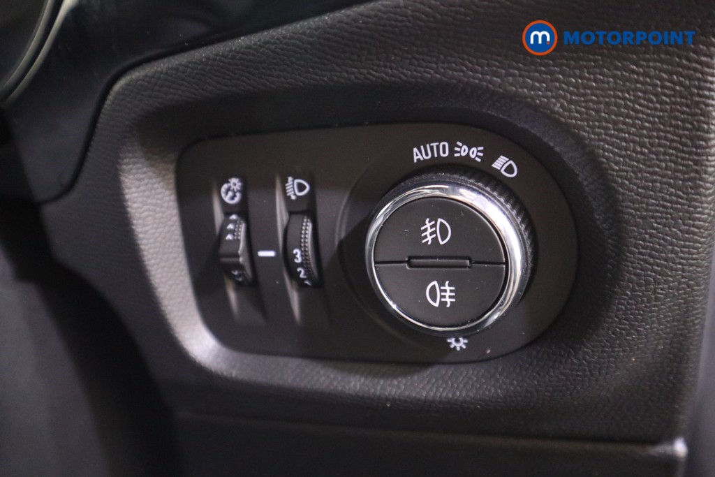 Vauxhall Corsa GS Manual Petrol Hatchback - Stock Number (1619740) - 13th supplementary image