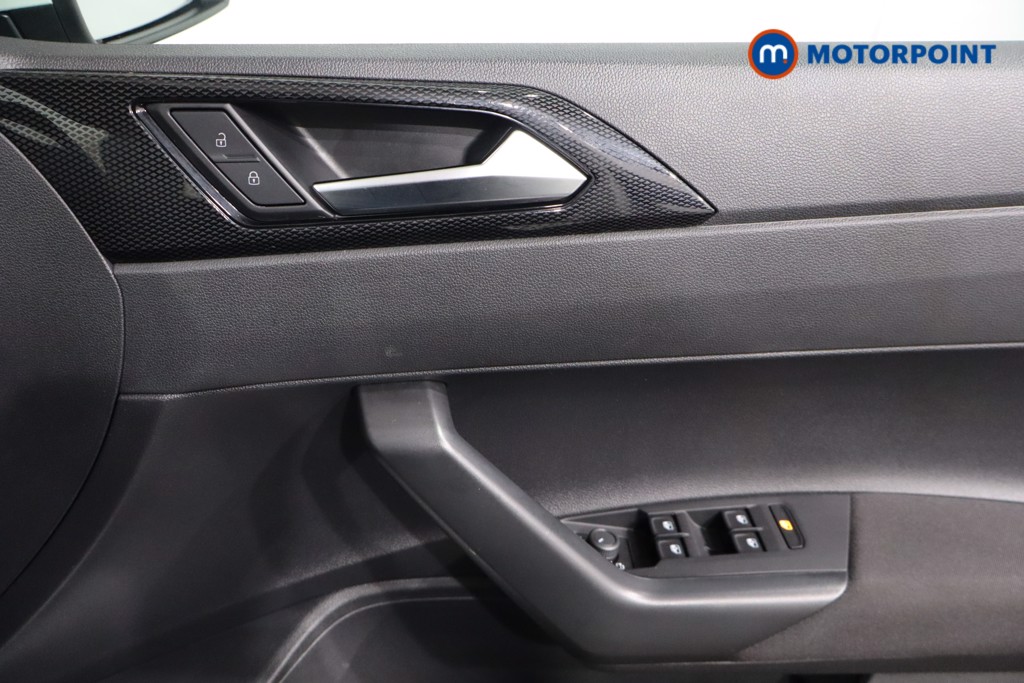 Volkswagen Polo Life Manual Petrol Hatchback - Stock Number (1619845) - 20th supplementary image