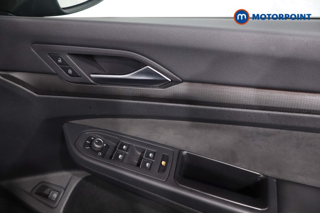 Volkswagen Golf GTE Automatic Petrol Plug-In Hybrid Hatchback - Stock Number (1619979) - 23rd supplementary image