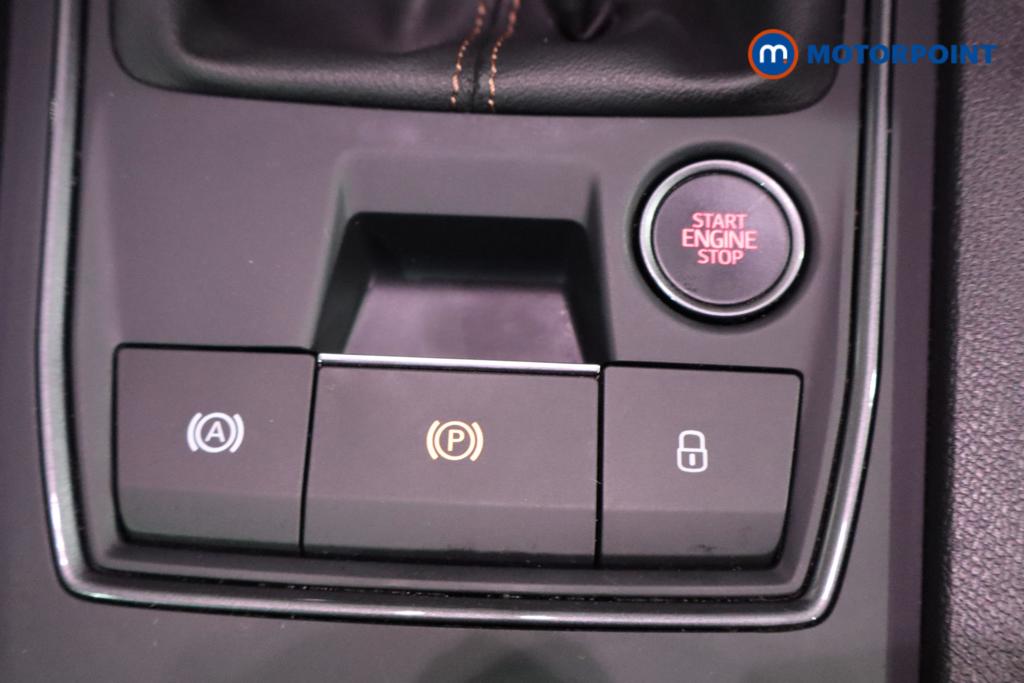 Cupra Formentor V1 Manual Petrol SUV - Stock Number (1620069) - 4th supplementary image