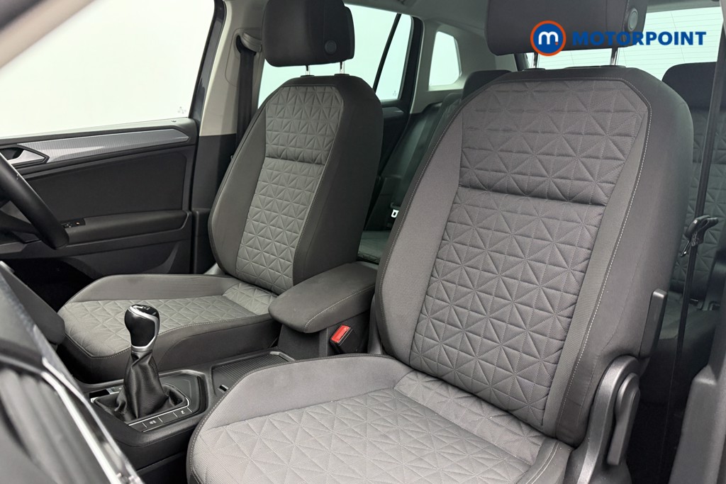 Volkswagen Tiguan Life Manual Petrol SUV - Stock Number (1620279) - 3rd supplementary image