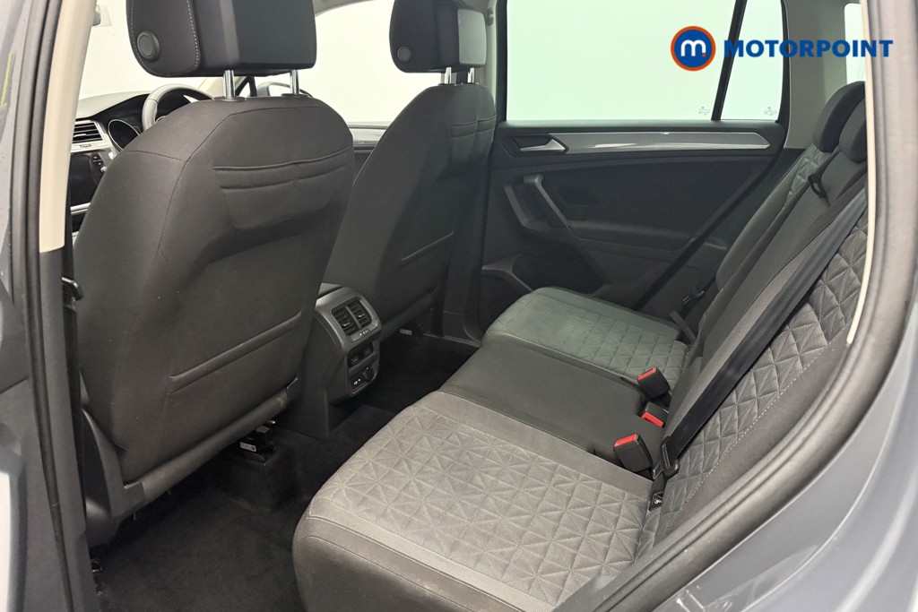 Volkswagen Tiguan Life Manual Petrol SUV - Stock Number (1620279) - 5th supplementary image