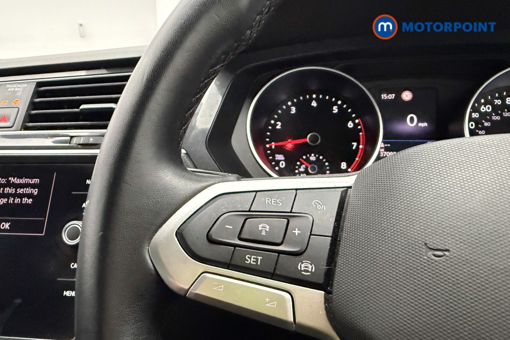 Volkswagen Tiguan Life Manual Petrol SUV - Stock Number (1620279) - 8th supplementary image