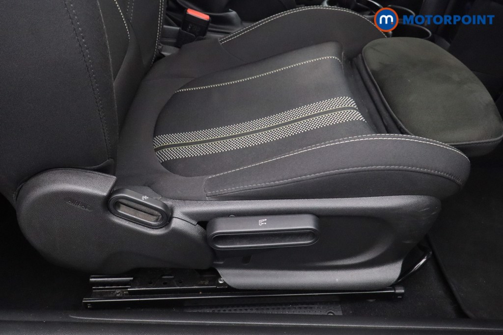 Mini Hatchback Cooper Sport Manual Petrol Hatchback - Stock Number (1620497) - 17th supplementary image