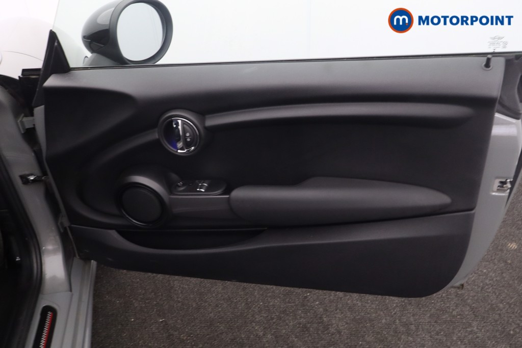 Mini Hatchback Cooper Sport Manual Petrol Hatchback - Stock Number (1620497) - 19th supplementary image