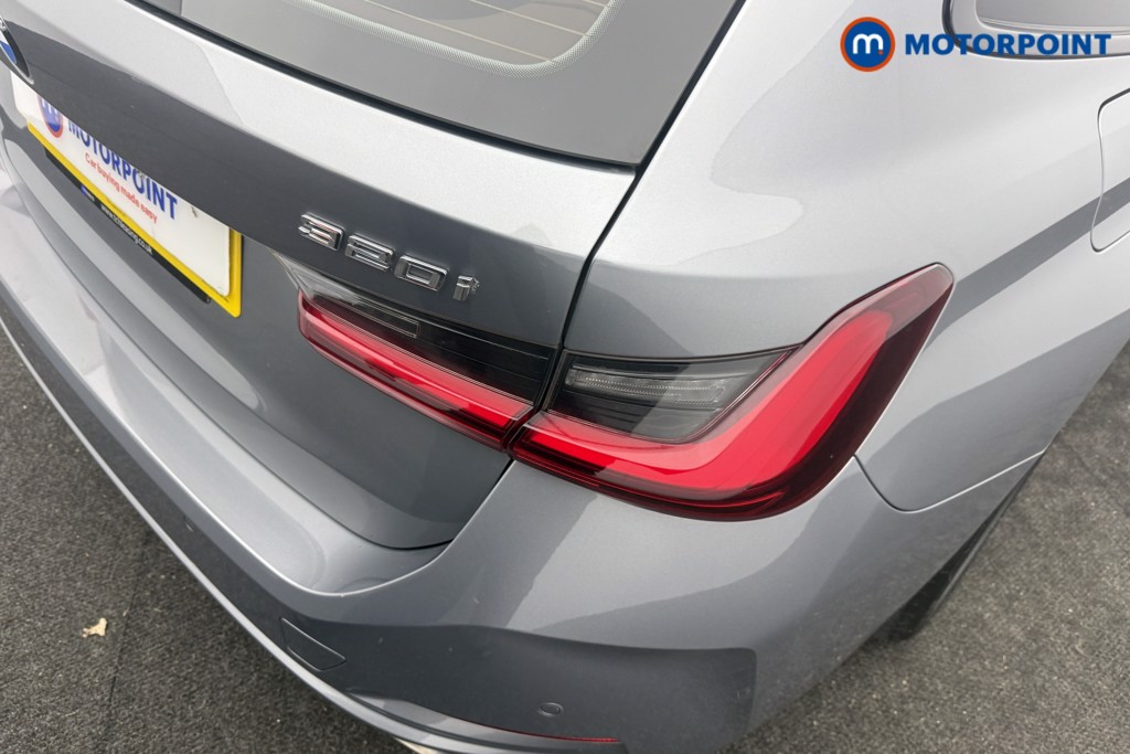 BMW 3 Series Sport Automatic Petrol Estate - Stock Number (1620684) - 4th supplementary image