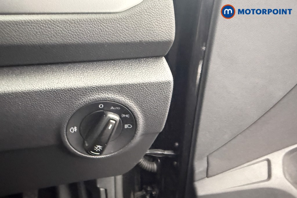 Volkswagen T-Roc Match Manual Petrol SUV - Stock Number (1620693) - 12th supplementary image