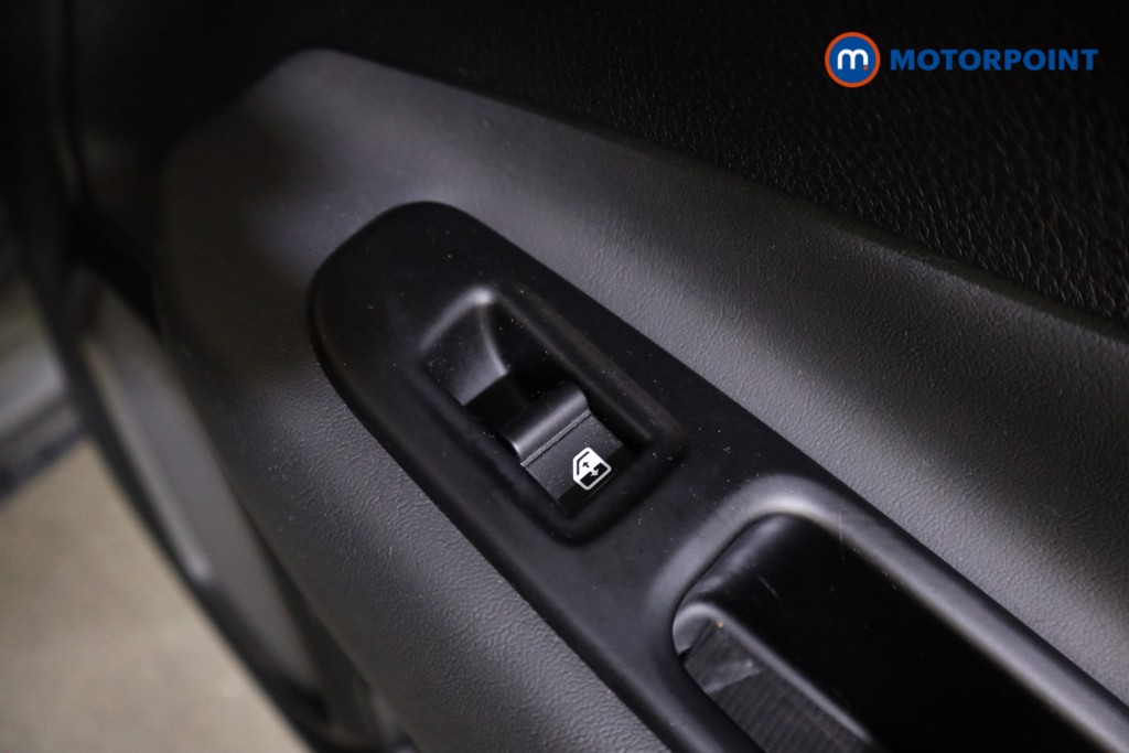 Jeep Renegade Limited Manual Petrol SUV - Stock Number (1620758) - 21st supplementary image