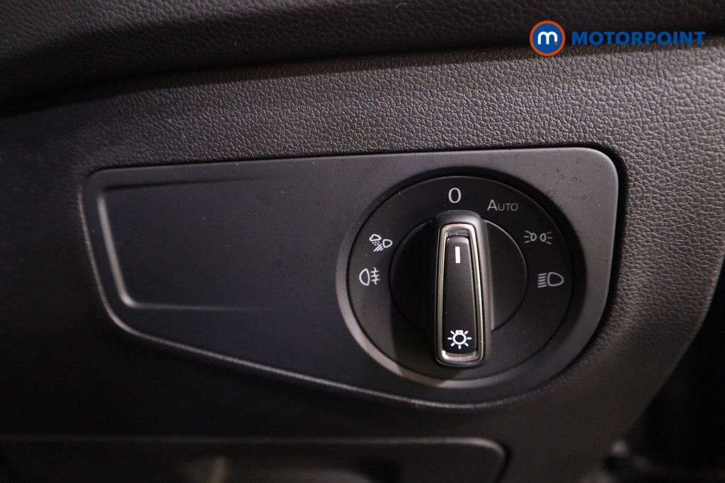 Volkswagen Tiguan R-Line Automatic Petrol SUV - Stock Number (1620901) - 16th supplementary image