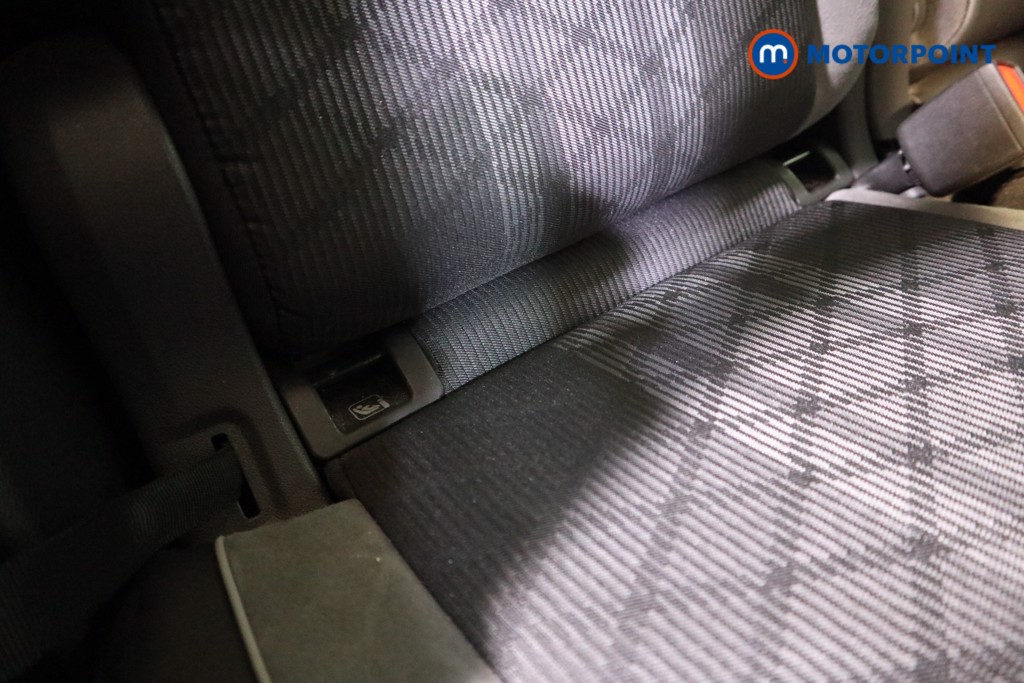 Volkswagen Tiguan R-Line Automatic Petrol SUV - Stock Number (1620901) - 24th supplementary image