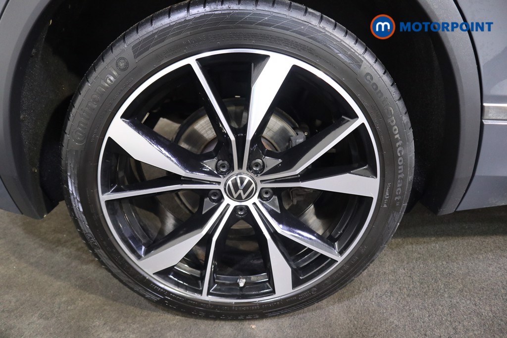 Volkswagen Tiguan R-Line Automatic Petrol SUV - Stock Number (1620901) - 30th supplementary image
