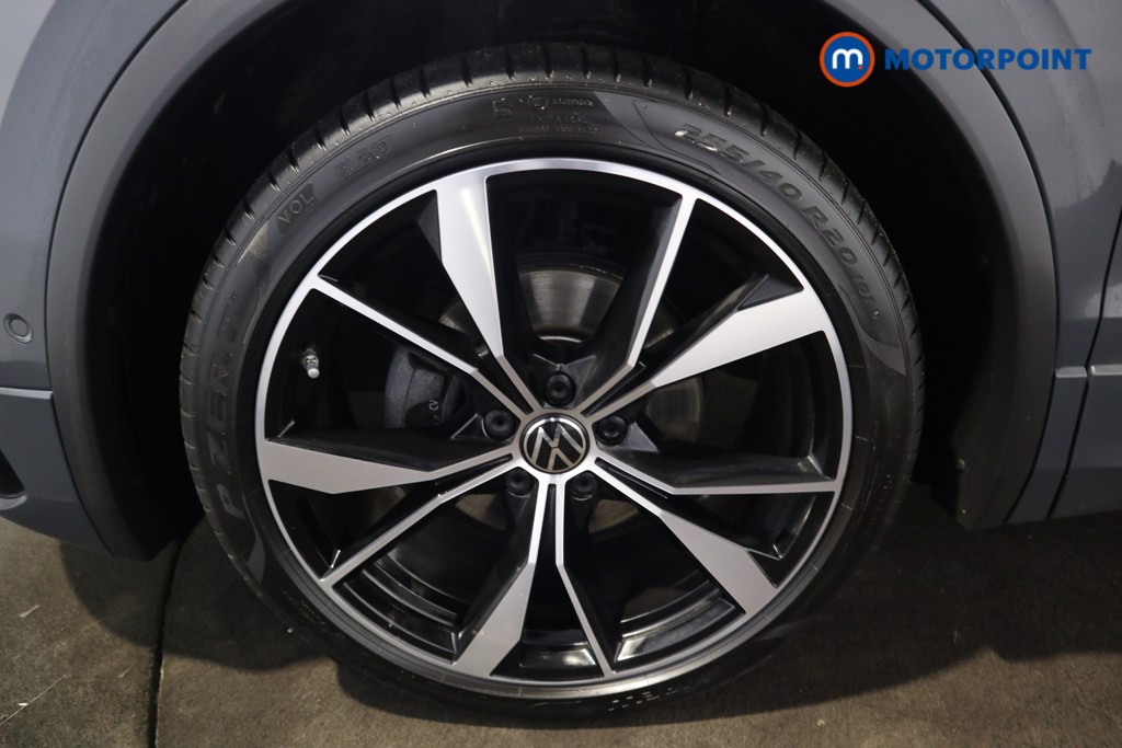 Volkswagen Tiguan R-Line Automatic Petrol SUV - Stock Number (1620901) - 32nd supplementary image