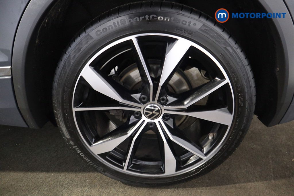 Volkswagen Tiguan R-Line Automatic Petrol SUV - Stock Number (1620901) - 33rd supplementary image