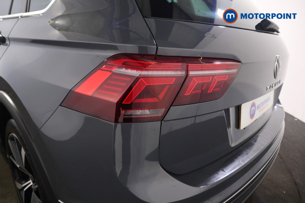 Volkswagen Tiguan R-Line Automatic Petrol SUV - Stock Number (1620901) - 37th supplementary image