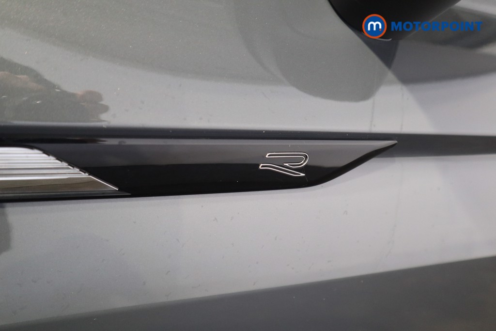 Volkswagen Tiguan R-Line Automatic Petrol SUV - Stock Number (1620901) - 42nd supplementary image
