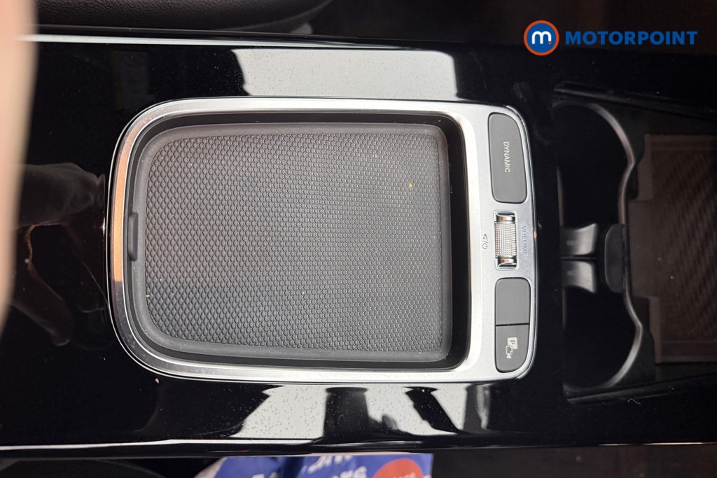 Mercedes-Benz A Class Amg Line Automatic Petrol Hatchback - Stock Number (1620908) - 7th supplementary image