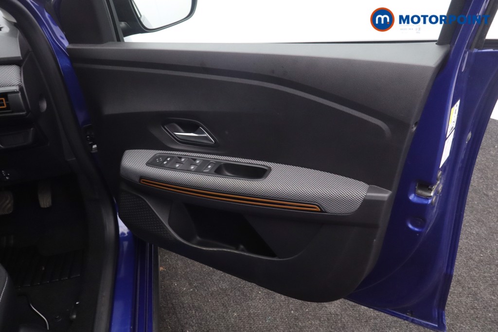 Dacia Sandero Stepway Prestige Automatic Petrol Hatchback - Stock Number (1621055) - 19th supplementary image
