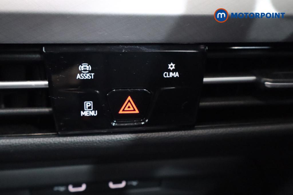 Volkswagen Golf Life Automatic Petrol Hatchback - Stock Number (1621192) - 3rd supplementary image