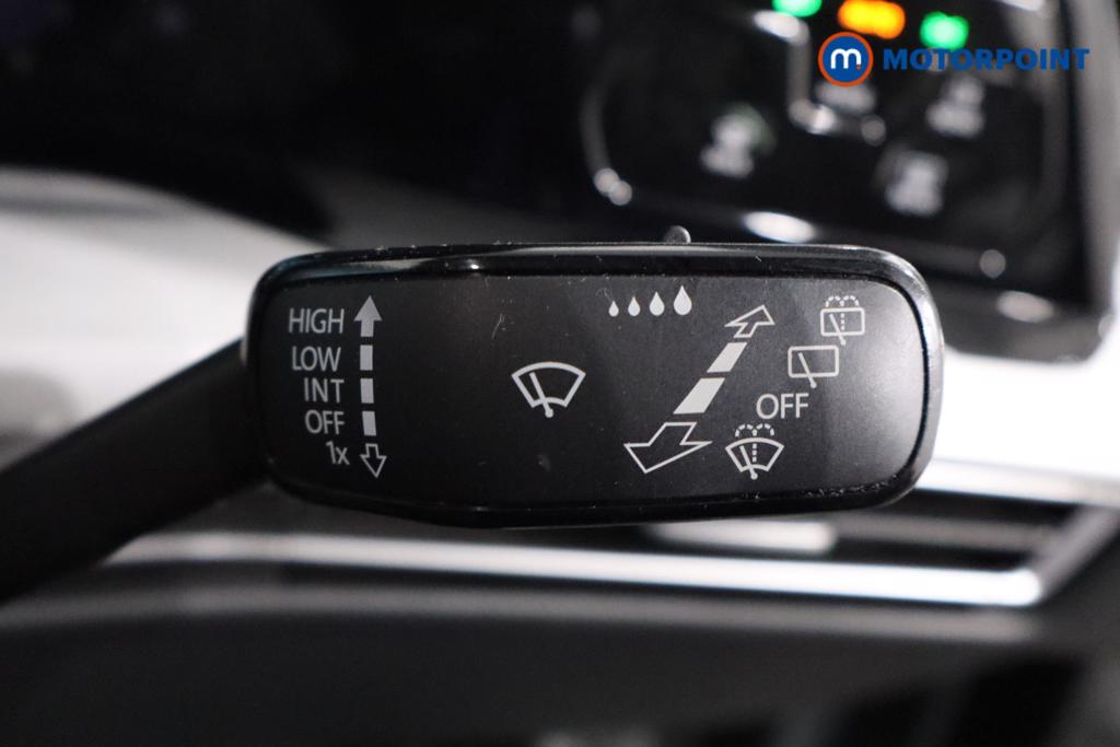 Volkswagen Golf Life Automatic Petrol Hatchback - Stock Number (1621192) - 10th supplementary image