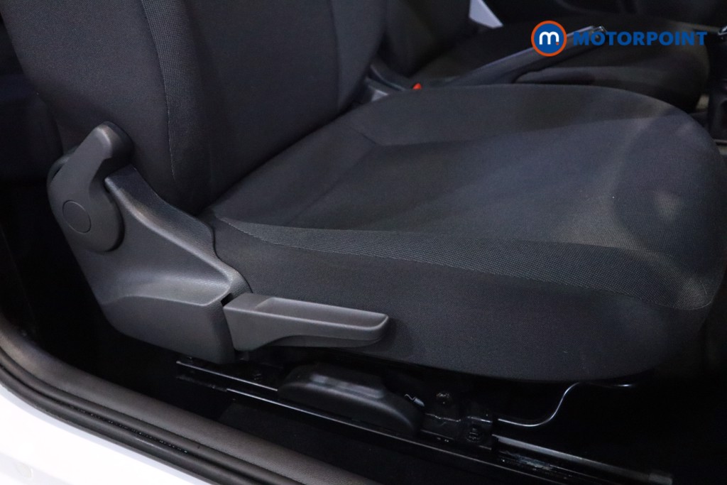 Volkswagen UP UP Manual Petrol Hatchback - Stock Number (1621453) - 6th supplementary image