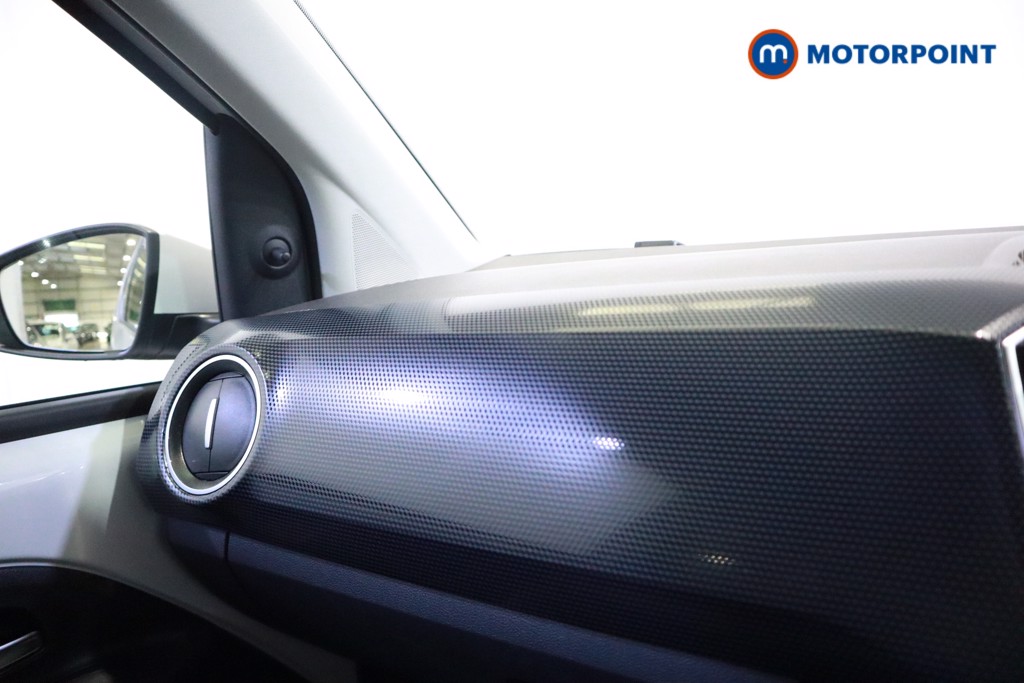 Volkswagen UP UP Manual Petrol Hatchback - Stock Number (1621453) - 19th supplementary image