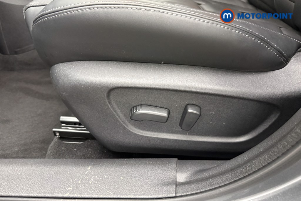 Nissan Qashqai Tekna-Plus Manual Petrol SUV - Stock Number (1621645) - 5th supplementary image