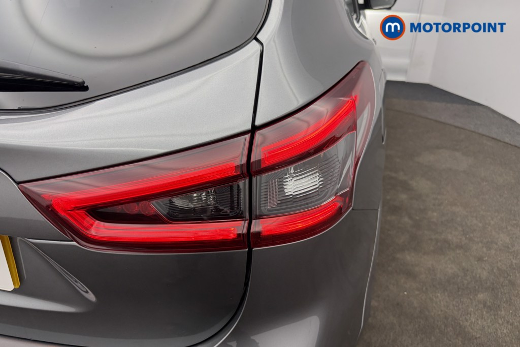 Nissan Qashqai Tekna-Plus Manual Petrol SUV - Stock Number (1621645) - 11th supplementary image