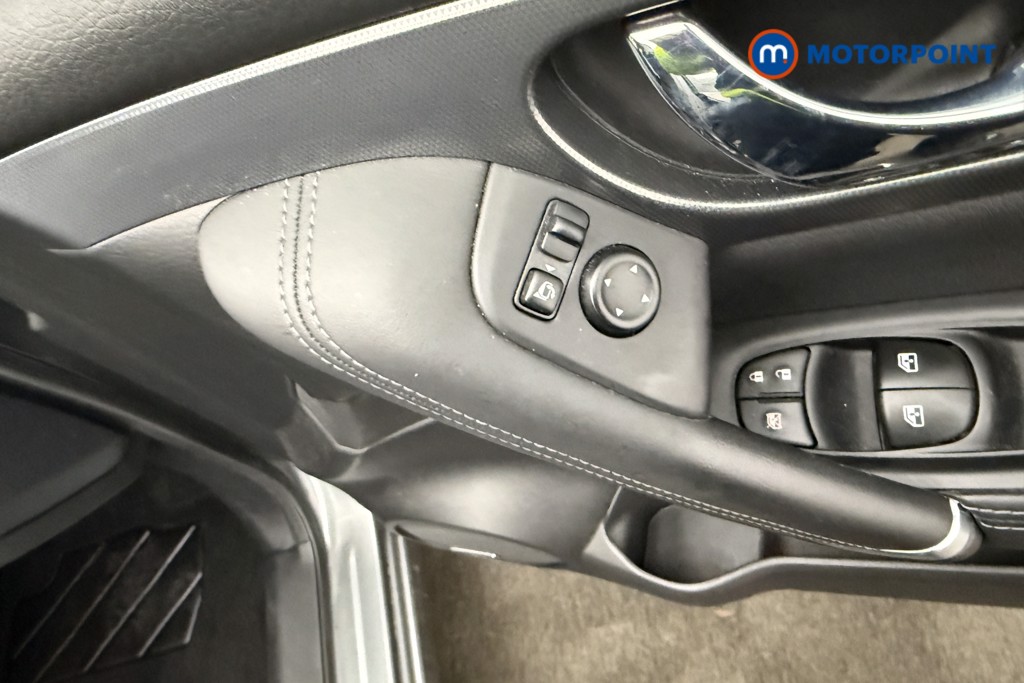 Nissan Qashqai Tekna-Plus Manual Petrol SUV - Stock Number (1621645) - 21st supplementary image