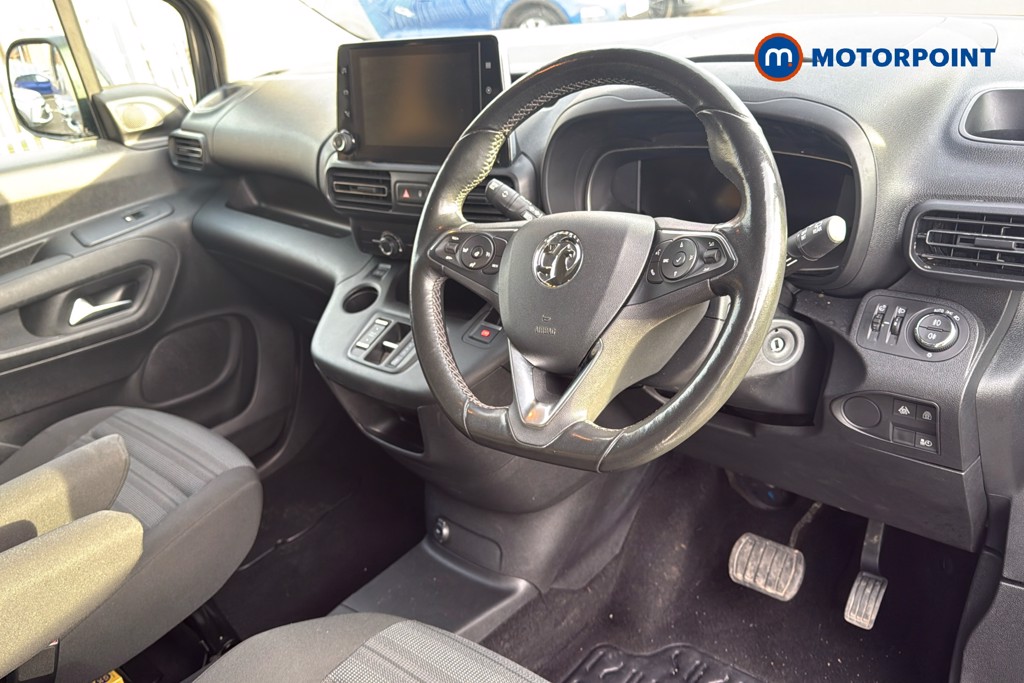 Vauxhall Combo Life SE Automatic Electric People Carrier - Stock Number (1570388) - 1st supplementary image