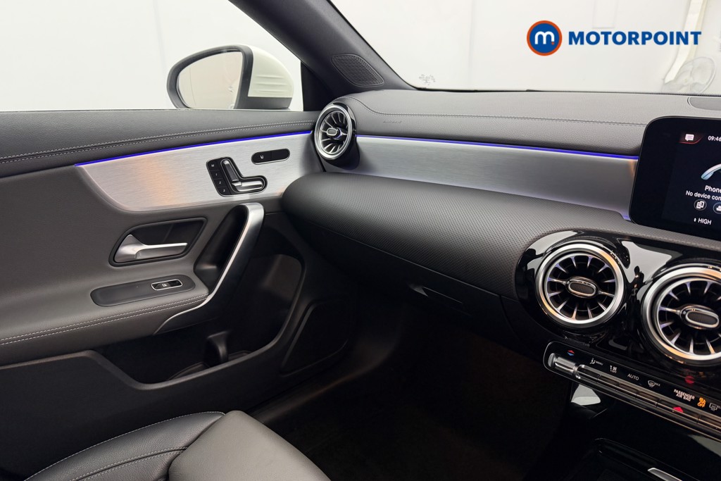 Mercedes-Benz CLA Amg Line Automatic Petrol Plug-In Hybrid Estate - Stock Number (1601397) - 5th supplementary image